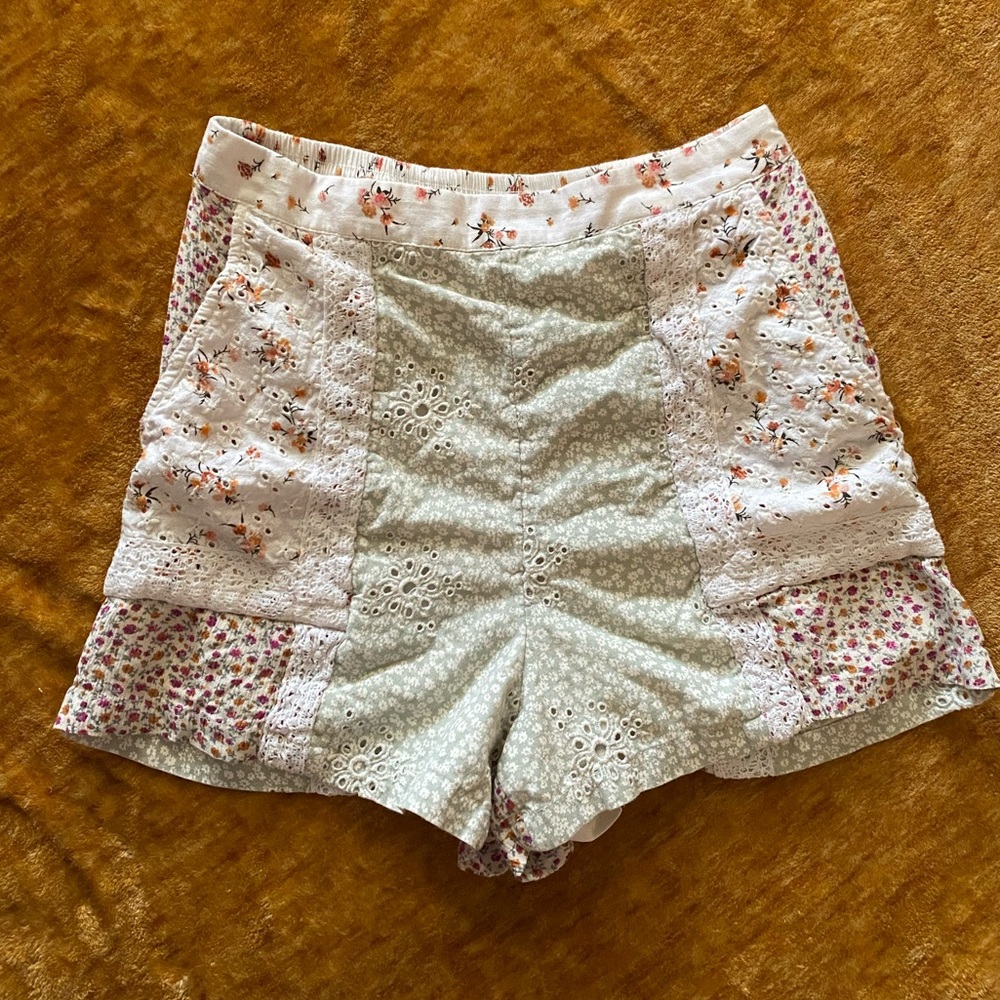 American Eagle Patchwork Floral Shorts - Small - image 1